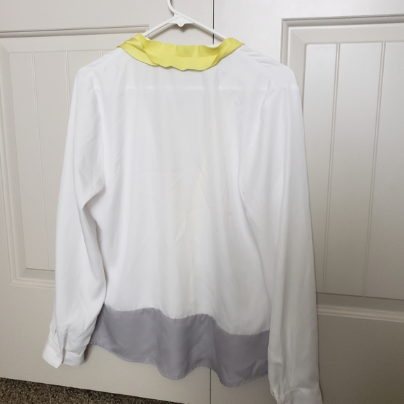 Worthington Loose Blouse Cream - Picture 2 of 3